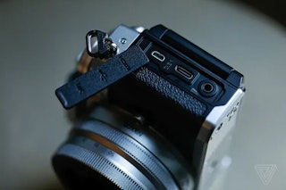 2026年版】Nikon Zfcのレビュー比較まとめ。手ぶれ補正の実力は